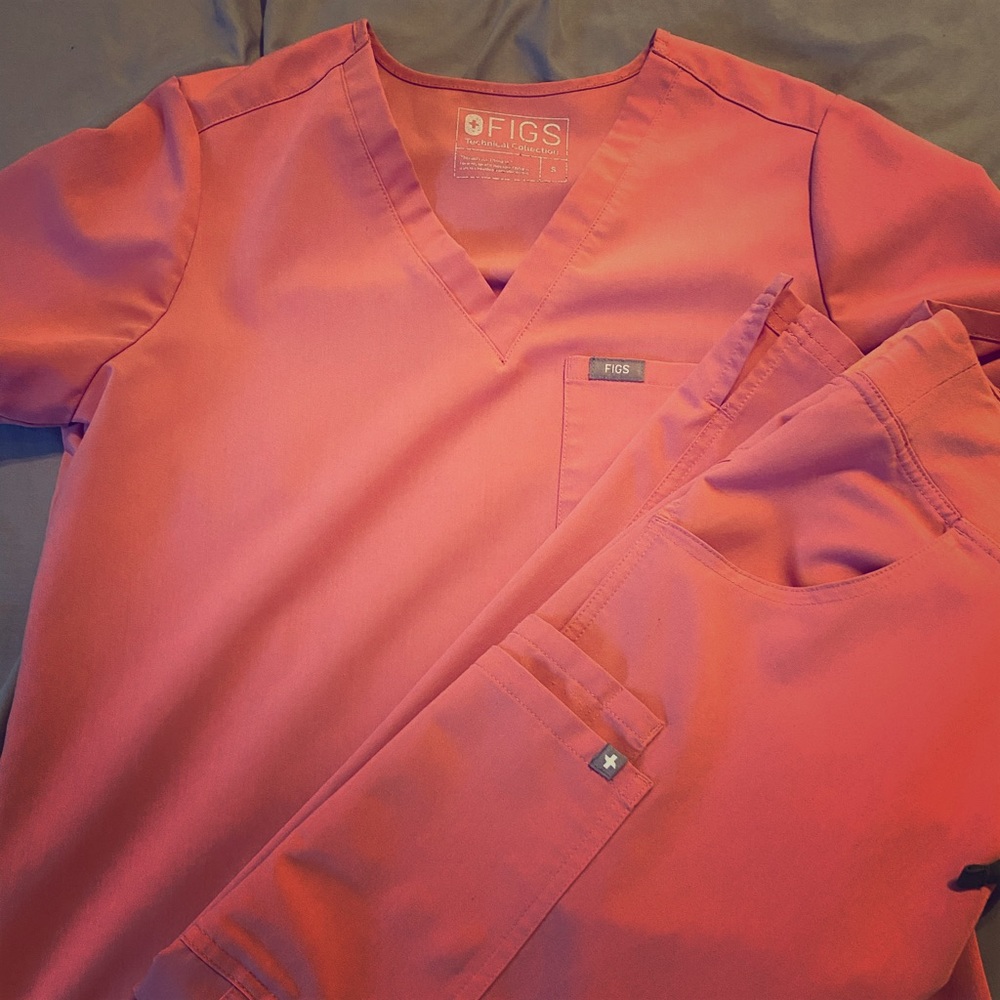 **SOLD** Figs Beat it Pink Kades